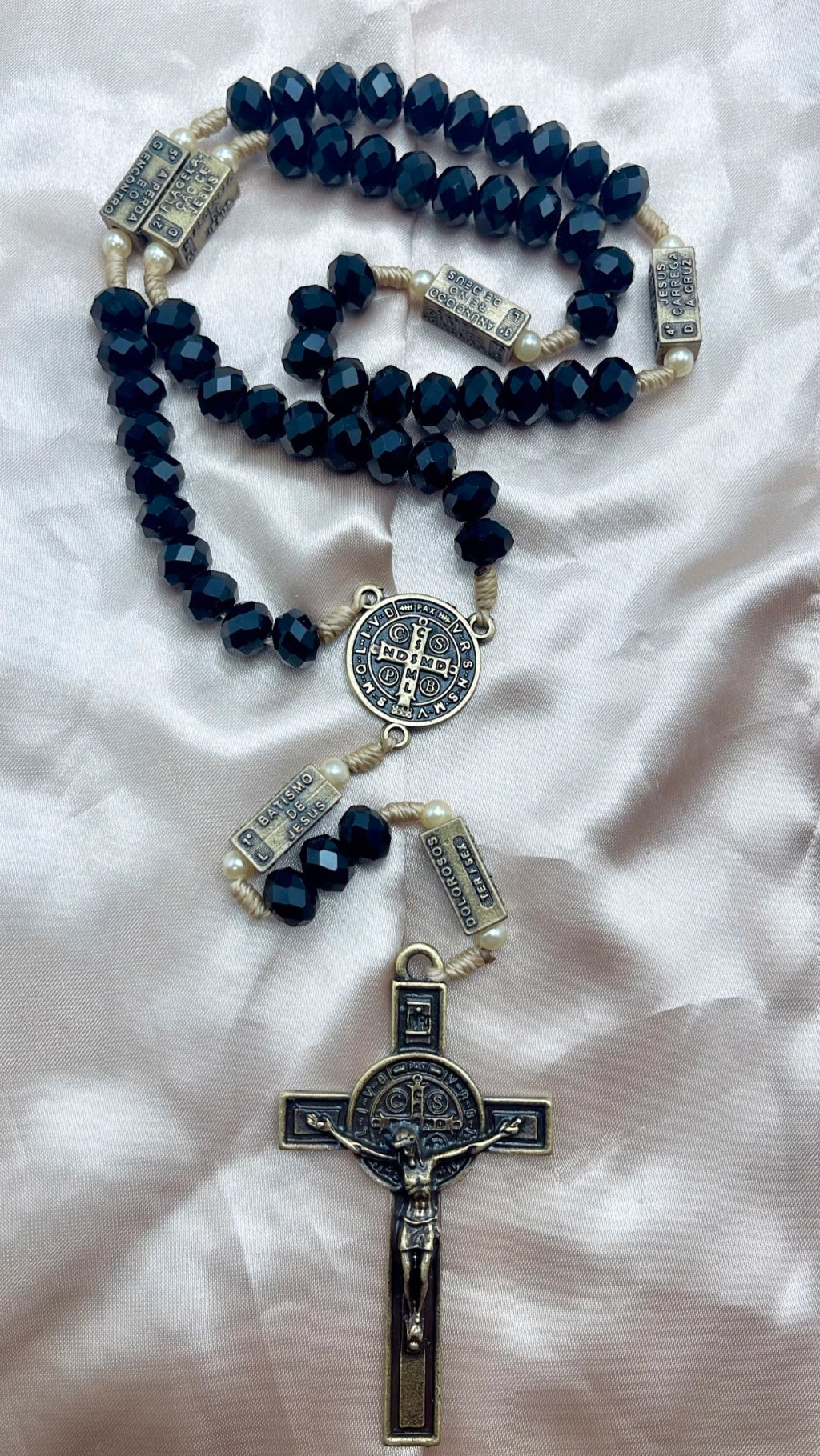 Terço dos Mistérios do Rosário Cristal Preto