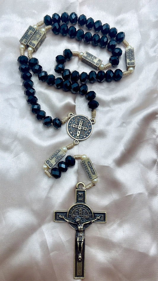 Terço dos Mistérios do Rosário Cristal Preto